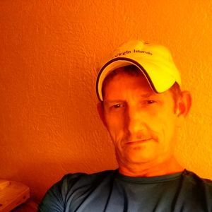 Meet your Posher, Gregory